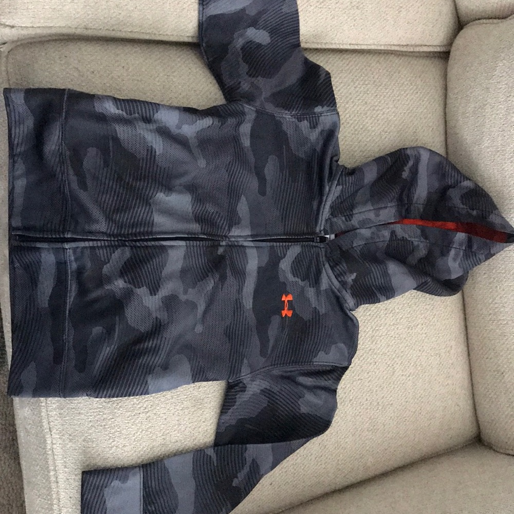 Boys Size 6 Under Armour Full Zip Hoodie